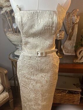 ✨Luca Luca StraplessDress W Gold  Metallic Floral brocade Belted W Pockets